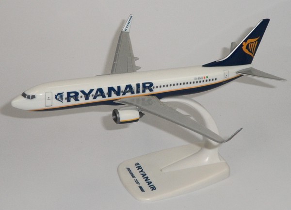 B737-800 (Ryanair) (PPC 703764) 220129