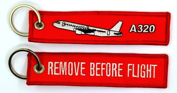 Porta-chaves `Remove Before Flight ` |`A320′