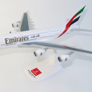Airbus A380-800 Emirates A6-EEP (Herpa 607018-001)