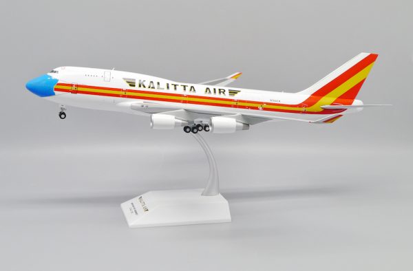 jc-wings-xx20120-boeing-747-400bcf-kalitta-air-mask-livery-n744ck-x28-176937_8