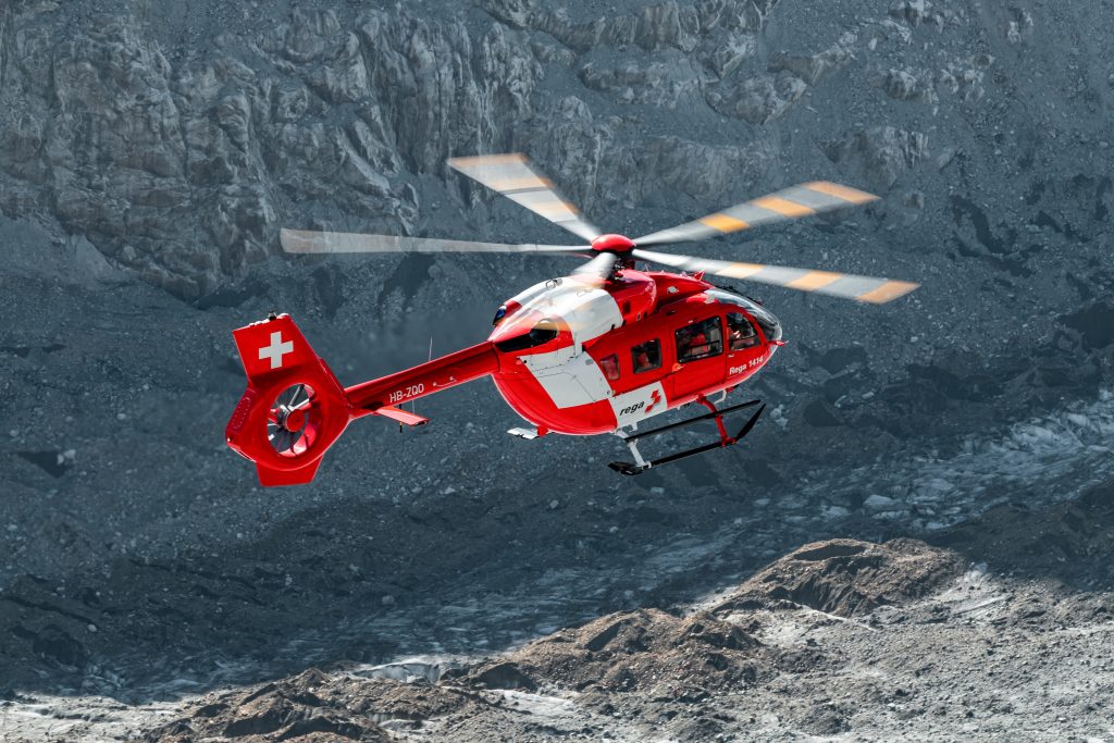 Serviço Suíço de Resgate Aéreo Rega encomenda mais 12 H145s para as suas bases de montanha
