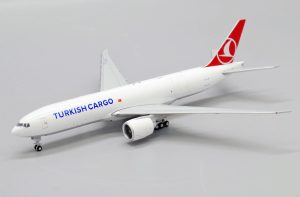 jc-wings-ew477l002-boeing-777-200lrf-turkish-cargo-tc-ljp-x33-197232_0