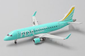 jc-wings-ew4170001-embraer-erj170-100std-fuji-dream-airlines-fantasy-color-ja04fj-x8b-198410_0