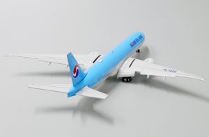 jc-wings-ew477w005a-boeing-777-300er-korean-air-hl7204-flaps-down-xe2-198421_8