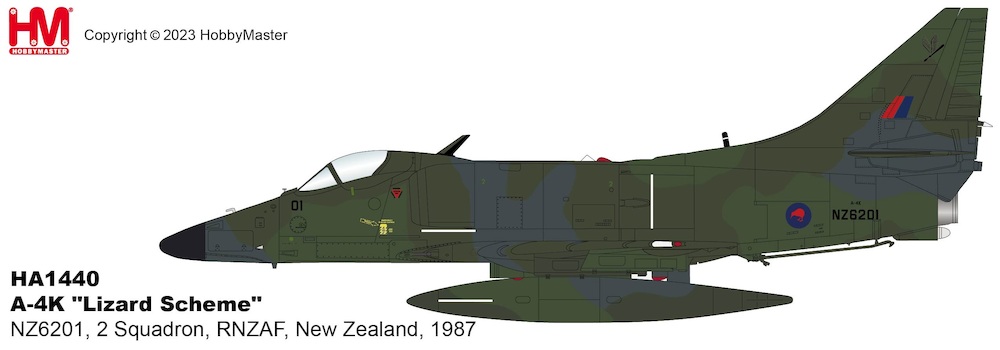 hobbymaster-ha1440-a4k-skyhawk-lizard-scheme-nz6201-2-squadron-rnzaf-new-zealand-1987-x44-199078_0