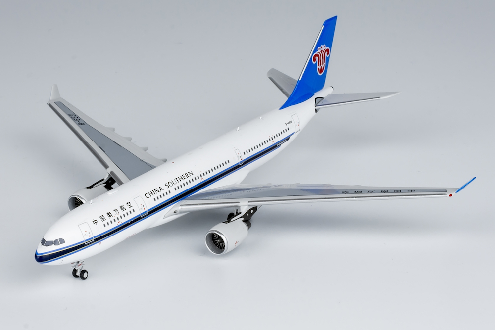 ng-models-61073-airbus-a330-200-china-southern-airlines-b-6531-xaf-199464_0