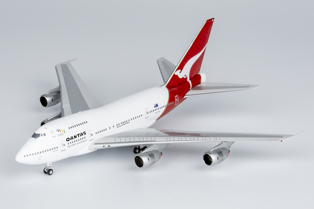 ng-models-07032-boeing-747sp-qantas-sydney-2000-gold-supporter-vh-eab-xa7-201007_0