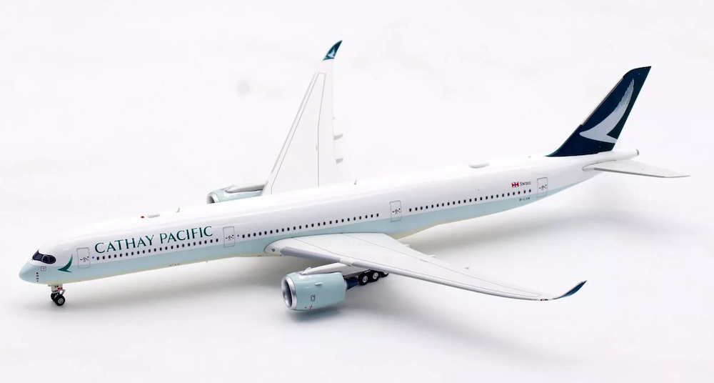 aviation-400-wb4043-airbus-a350-1041-cathay-pacific-b-lxm-detachable-gear-xed-202973_0