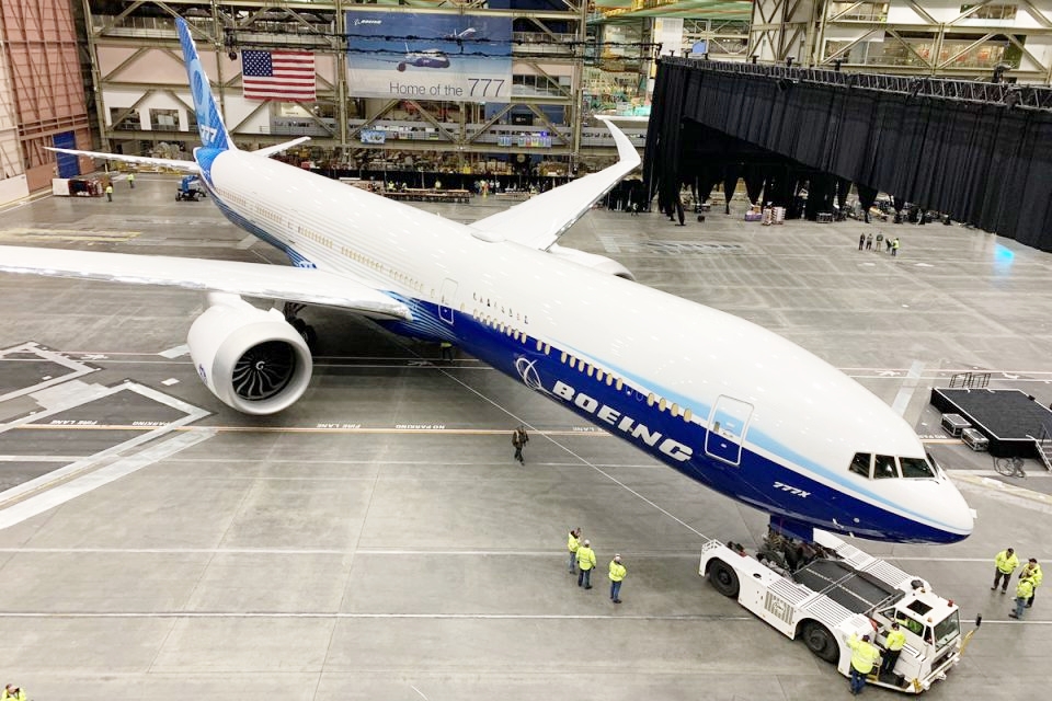 Boeing reduz prejuízo no 1º trimestre para quase 321 milhões de euros