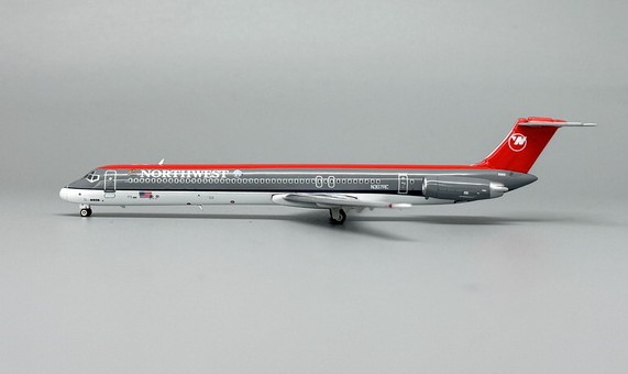 phoenix-models-04662-mcdonnell-douglas-md82-northwest-n307rc-x03-213168_0 phoenix-models-04662-mcdonnell-douglas-md82-northwest-n307rc-x03-213168_0