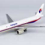 ng-models-72053-boeing-777-200er-malaysia-airlines-9m-mrd-x5b-205571_0