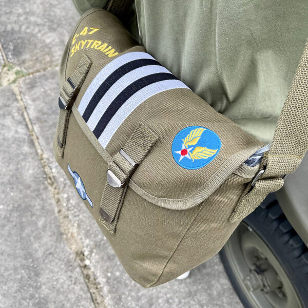 353647_11_353647_canvas_bag_c_47_3