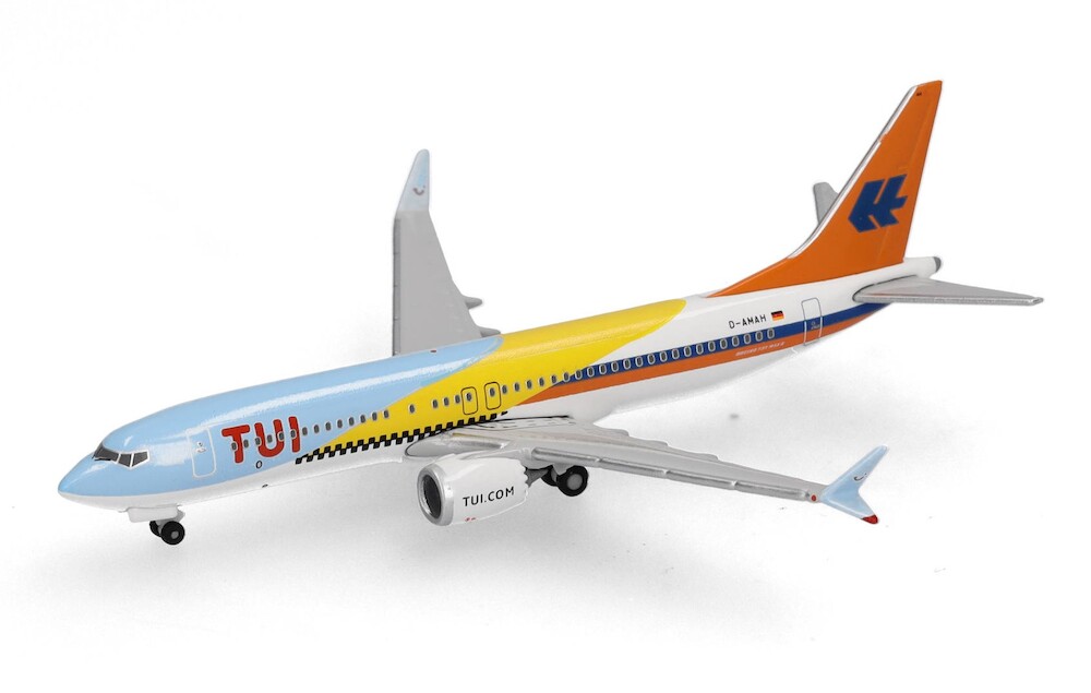 herpa-wings-538411-boeing-737-max-8-tuifly-50-jahre-d-amah-xf9-210744_0