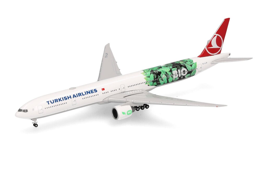 herpa-wings-538442-boeing-777-300er-turkish-airlines-bio-fuel-tc-ljh-xce-210743_0
