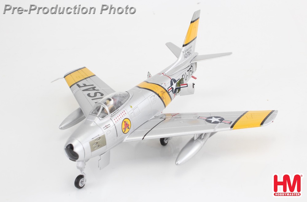 hobbymaster-ha4328-north-american-f-86e-sabre-george-davis-51-2752-4th-fig-334th-fis-usaf-1952-unconfirmed-scheme-x48-210696_0 hobbymaster-ha4328-north-american-f-86e-sabre-george-davis-51-2752-4th-fig-334th-fis-usaf-1952-unconfirmed-scheme-x48-210696_0