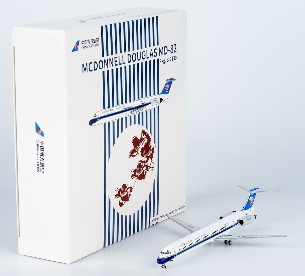 ng-models-24057-mcdonnell-douglas-md82-china-southern-airlines-b-2139-xae-212369_0