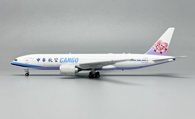 phoenix-models-12027-boeing-777-200f-china-airlines-cargo-b-18779-x86-213160_0 phoenix-models-12027-boeing-777-200f-china-airlines-cargo-b-18779-x86-213160_0