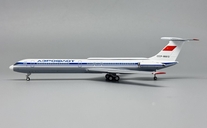 phoenix-models-12042-ilyushin-il62-aeroflot-leonid-breznheys-plane-cccp-86612-x5a-214384_0