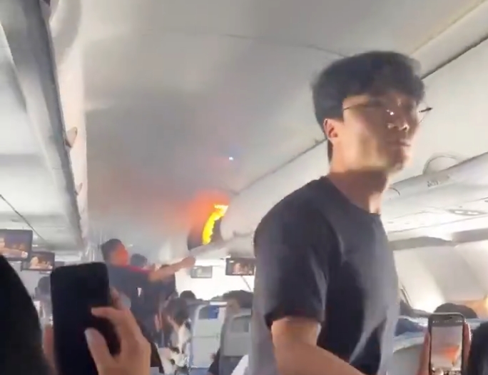 Power Bank provoca incêndio em compartimento de bagagem num Airbus A321 da Air China