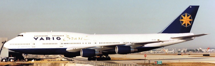 phoenix-models-12064-boeing-747-300-varig-pp-vnh-xbe-216036_0 phoenix-models-12064-boeing-747-300-varig-pp-vnh-xbe-216036_0