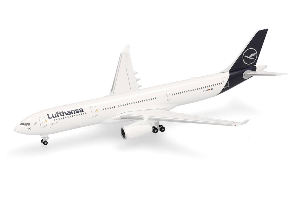 herpa-wings-538954-airbus-a330-300-lufthansa-kassel-d-aiks-x79-217815_0