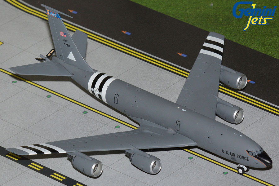 gemini-jets-g2afo1442-boeing-kc135r-stratotanker-usaf-illinois-air-national-guard-63-7981-x88-218628_0