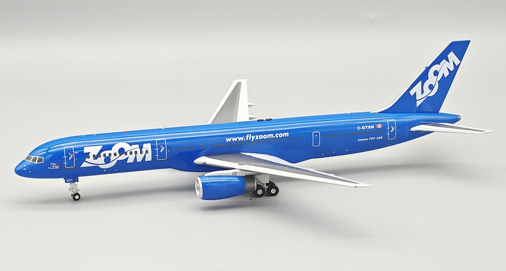 inflight-200-if752z40326-boeing-757-28a-zoom-airlines-c-gtsn-xea-218597_0