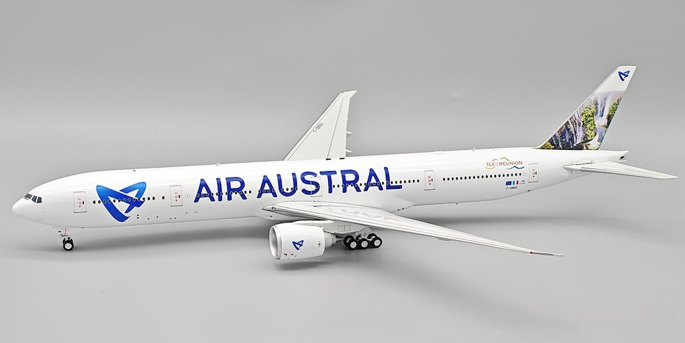 inflight-200-if773uu0226-boeing-777-39mer-air-austral-f-onou-x70-218598_0