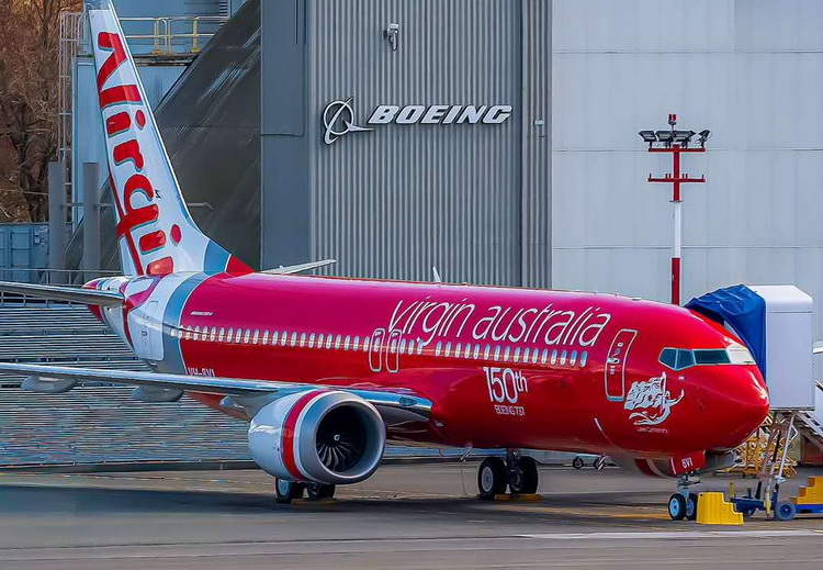 phoenix-models-12095-boeing-737-max-8-virgin-australia-150th-boeing-737-vh-8vi-xf7-218938_0
