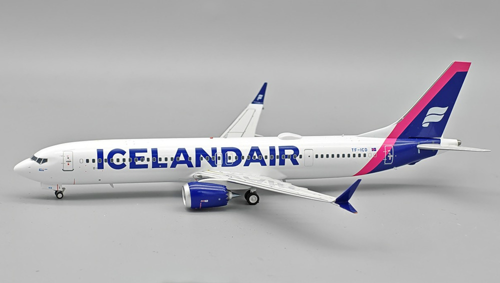 inflight-200-if739mfi1125-boeing-737-max-9-icelandair-tf-icd-x11-219497_0
