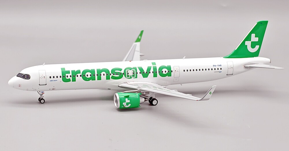 inflight-200-iflhs012-airbus-a321neo-transavia-ph-yhr-x68-215141_0