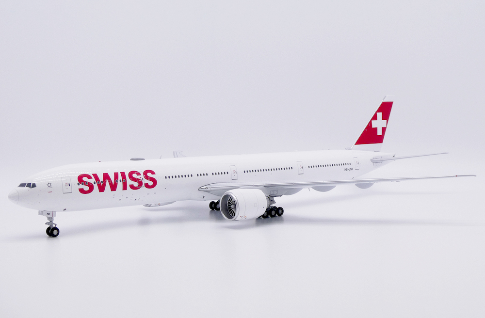jc-wings-xx20591-boeing-777-300er-swiss-luzern-hb-jnk-x35-219594_0