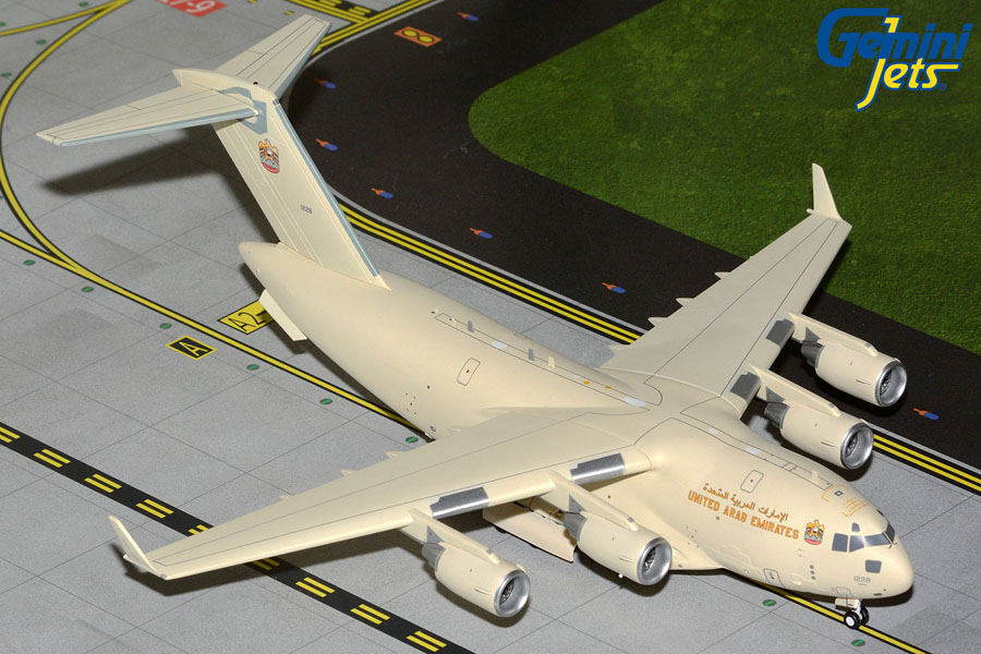 gemini-jets-g2uaf1471-c17a-globemaster-united-arab-emirates-air-force-1228-xf5-219944_0