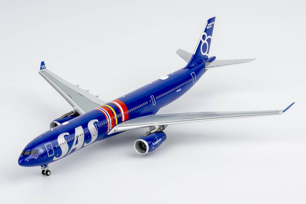 ng-models-62088-airbus-a330-300-sas-scandinavian-airlines-celebrating-80-years-ln-rkr-x32-220111_0
