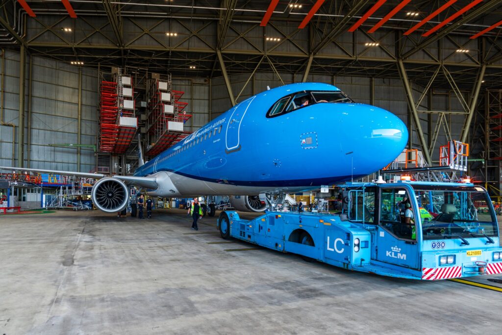 KLM celebra início da construção da primeira fábrica de SAF dos Países Baixos com a SkyNRG
