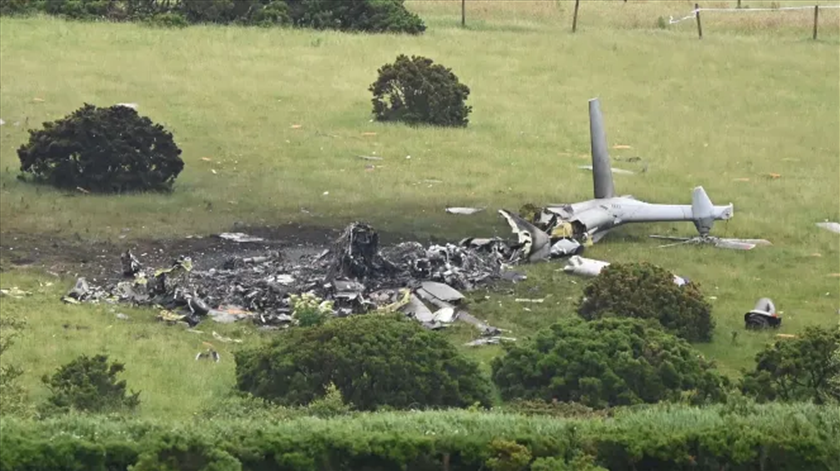Três militares da Marinha Real britânica morrem na queda de helicóptero durante treino em Devon
